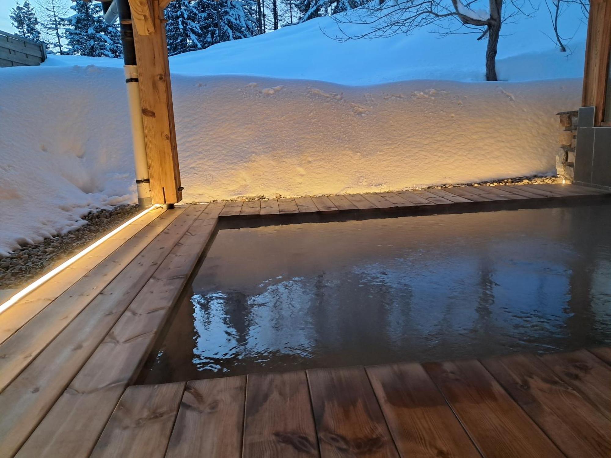 Chalet Matsuzaka - Chambres D'Hotes De Luxe Ла-Розьер Экстерьер фото