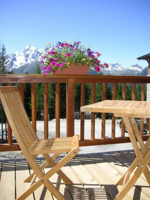 Chalet Matsuzaka - Chambres D'Hotes De Luxe Ла-Розьер Экстерьер фото